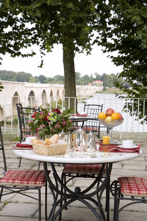 Grand Hotel De L'Abbaye Beaugency Eksteriør billede