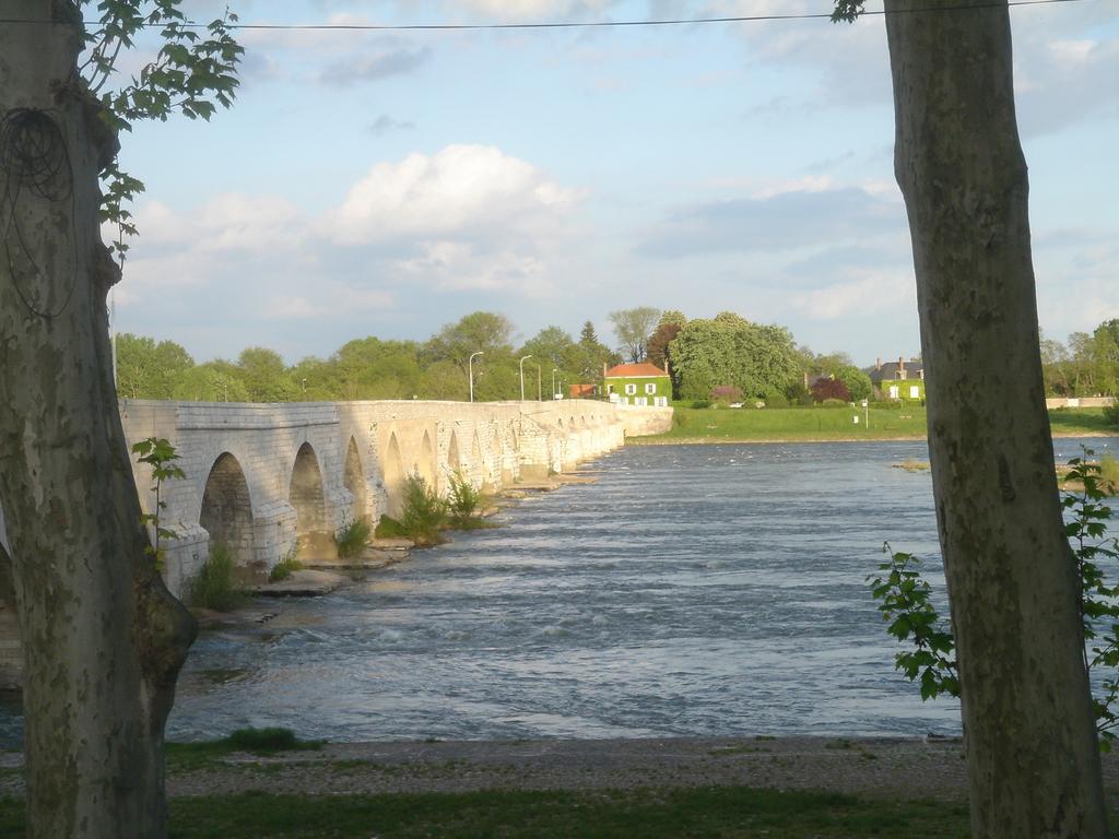 Grand Hotel De L'Abbaye Beaugency Eksteriør billede